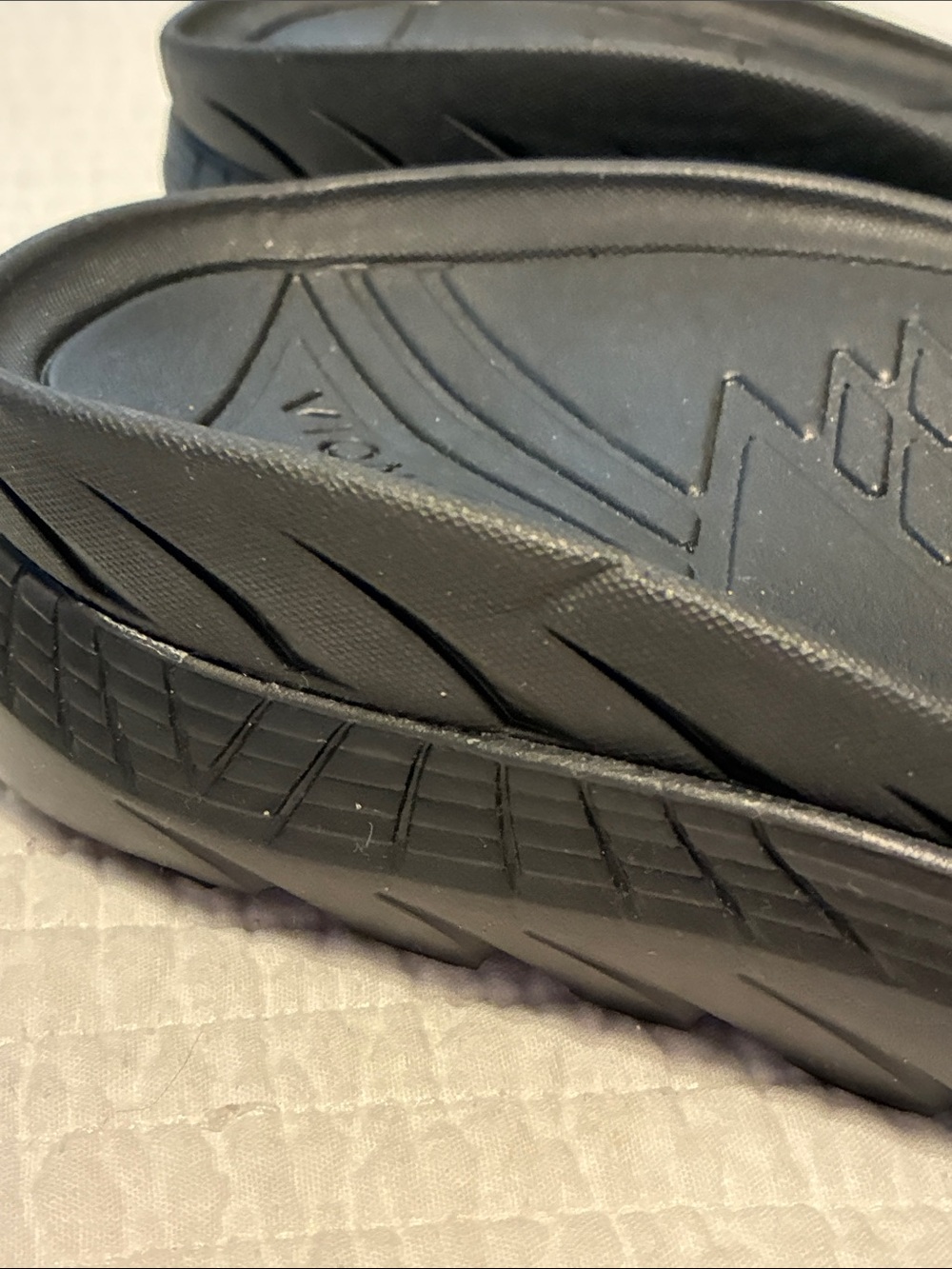 Vionic Men's Black Slide Sandals with Adjustable Strap NWT 7.5 M 9 W - Picture 8 of 13